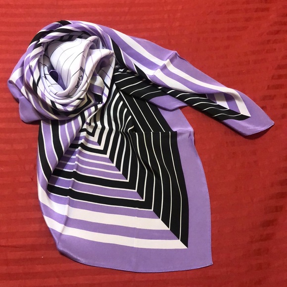 Herve Leger by Max Azria purple black white scarf - Picture 3 of 9